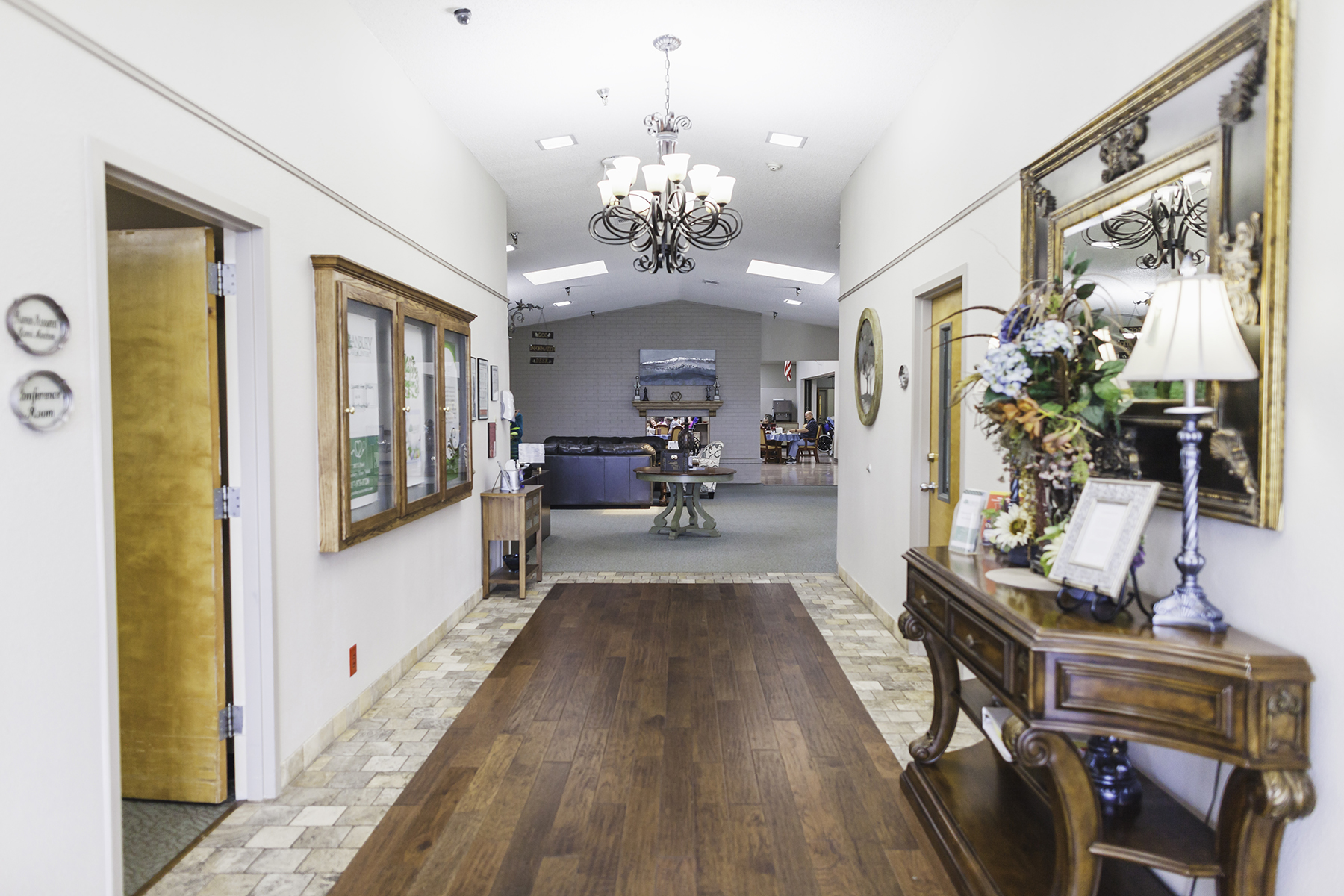 Longmeadow Healthcare Center